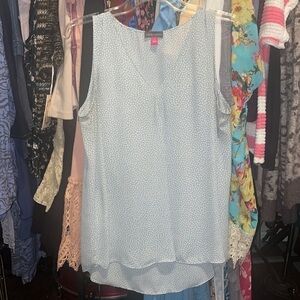 VINCE Camuto blue & cream print blouse